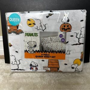 Peanuts Halloween Queen Sheet Set | Snoopy, Woodstock & Pumpkins